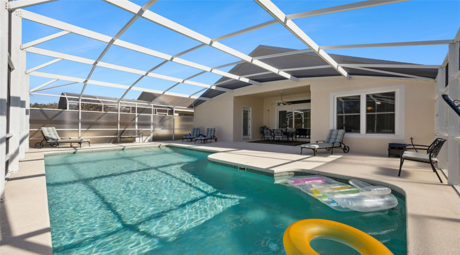 DAVENPORT, Florida 33897, 4 Bedrooms Bedrooms, ,3 BathroomsBathrooms,Residential,For Sale,NORTHAMPTON,0,MFRS5143716