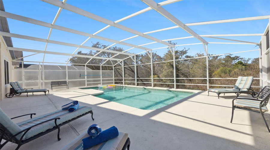 DAVENPORT, Florida 33897, 4 Bedrooms Bedrooms, ,3 BathroomsBathrooms,Residential,For Sale,NORTHAMPTON,0,MFRS5143716