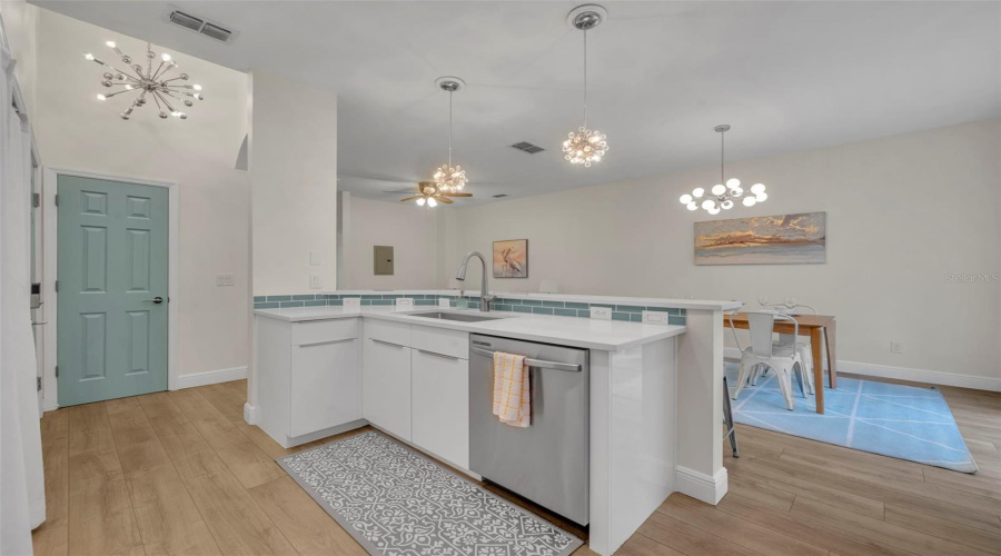 KISSIMMEE, Florida 34746, 4 Bedrooms Bedrooms, ,3 BathroomsBathrooms,Residential,For Sale,BEACH,0,MFRO6382044