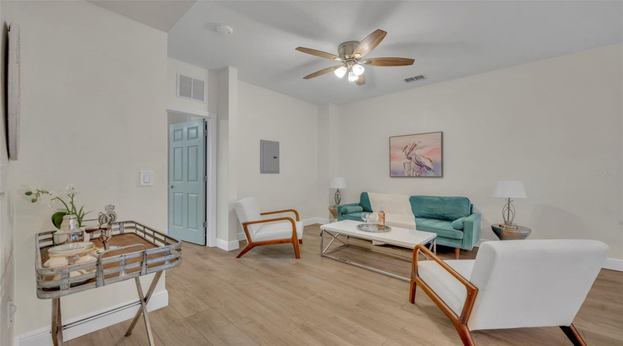 KISSIMMEE, Florida 34746, 4 Bedrooms Bedrooms, ,3 BathroomsBathrooms,Residential,For Sale,BEACH,0,MFRO6382044