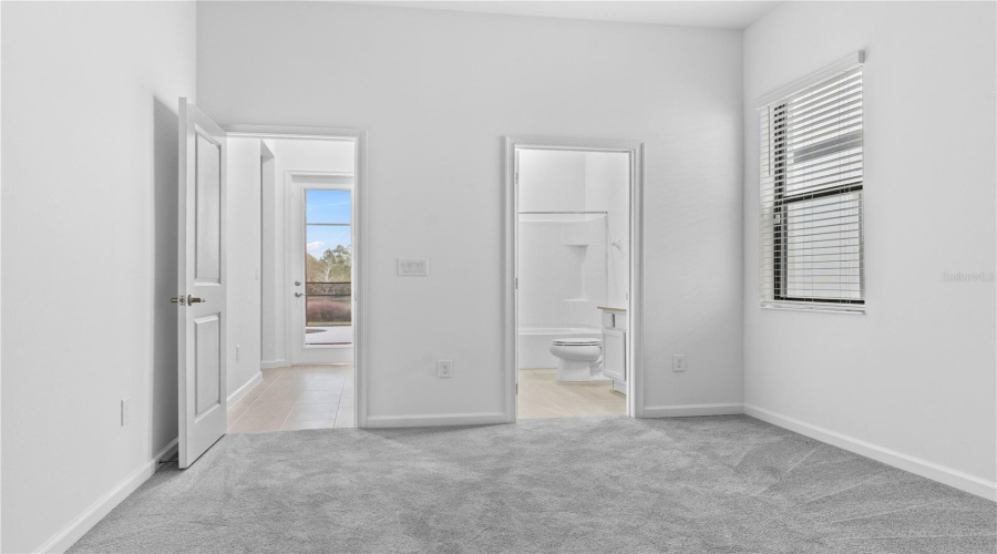 DAVENPORT, Florida 33837, 5 Bedrooms Bedrooms, ,5 BathroomsBathrooms,Residential,For Sale,BUTTERFLY ORCHID,0,MFRO6382144