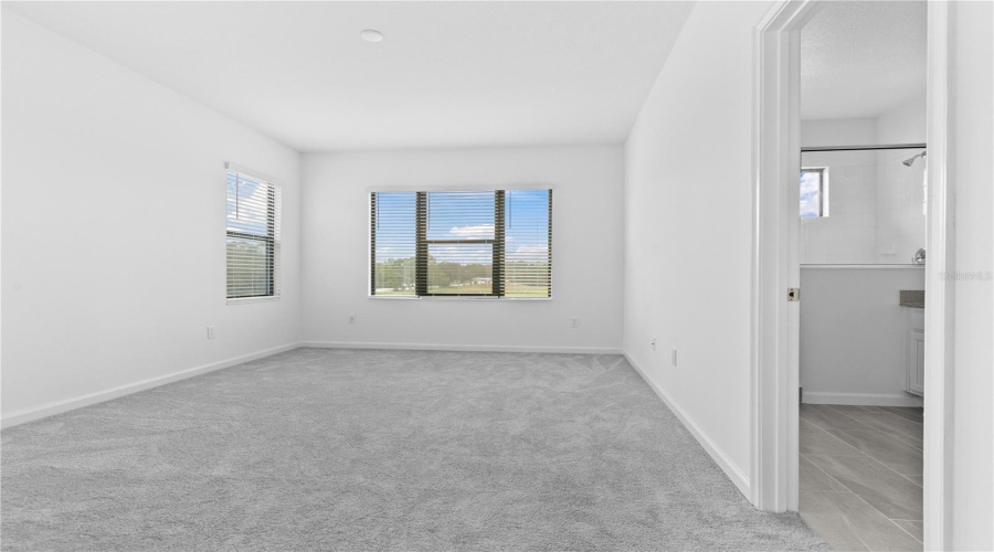 DAVENPORT, Florida 33837, 5 Bedrooms Bedrooms, ,5 BathroomsBathrooms,Residential,For Sale,BUTTERFLY ORCHID,0,MFRO6382144