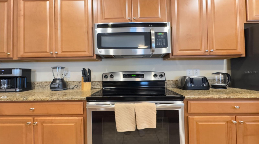 KISSIMMEE, Florida 34746, 4 Bedrooms Bedrooms, ,3 BathroomsBathrooms,Residential,For Sale,CLOCK TOWER,0,MFRO6382085