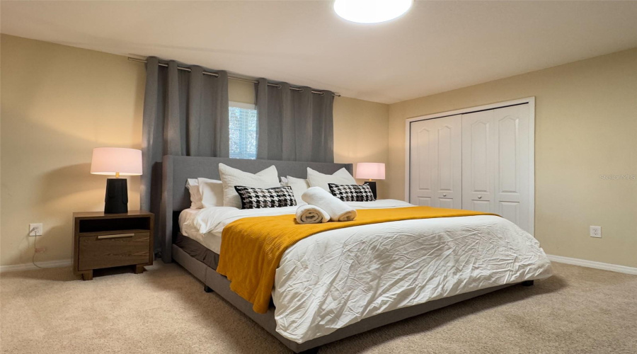 KISSIMMEE, Florida 34746, 4 Bedrooms Bedrooms, ,3 BathroomsBathrooms,Residential,For Sale,CLOCK TOWER,0,MFRO6382085