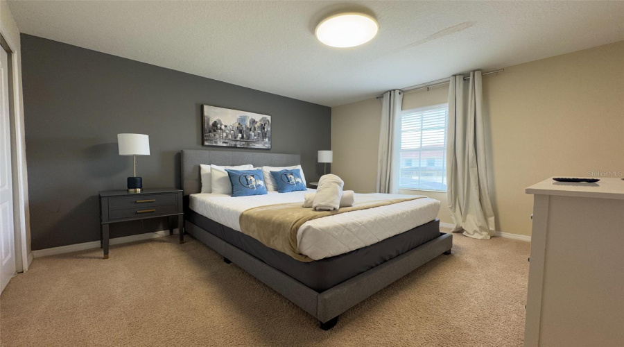 KISSIMMEE, Florida 34746, 4 Bedrooms Bedrooms, ,3 BathroomsBathrooms,Residential,For Sale,CLOCK TOWER,0,MFRO6382085