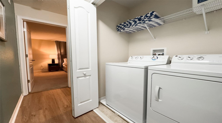 KISSIMMEE, Florida 34746, 4 Bedrooms Bedrooms, ,3 BathroomsBathrooms,Residential,For Sale,CLOCK TOWER,0,MFRO6382085