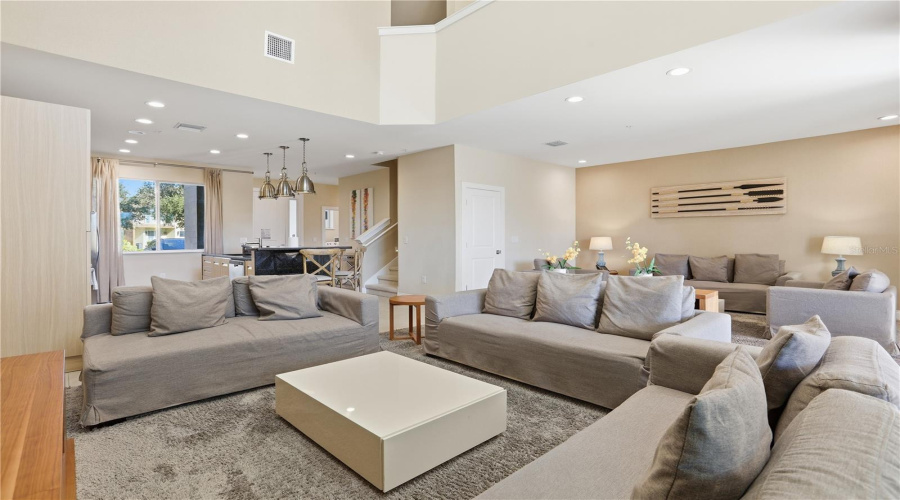 KISSIMMEE, Florida 34747, 3 Bedrooms Bedrooms, ,3 BathroomsBathrooms,Residential,For Sale,BRASILIA,0,MFRO6382135