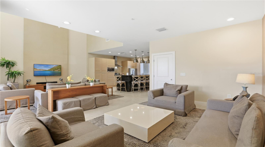 KISSIMMEE, Florida 34747, 3 Bedrooms Bedrooms, ,3 BathroomsBathrooms,Residential,For Sale,BRASILIA,0,MFRO6382135