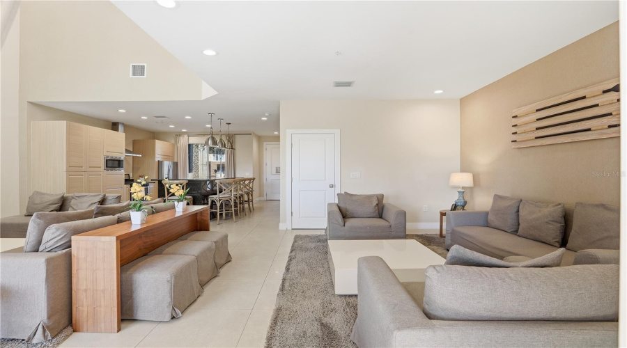 KISSIMMEE, Florida 34747, 3 Bedrooms Bedrooms, ,3 BathroomsBathrooms,Residential,For Sale,BRASILIA,0,MFRO6382135