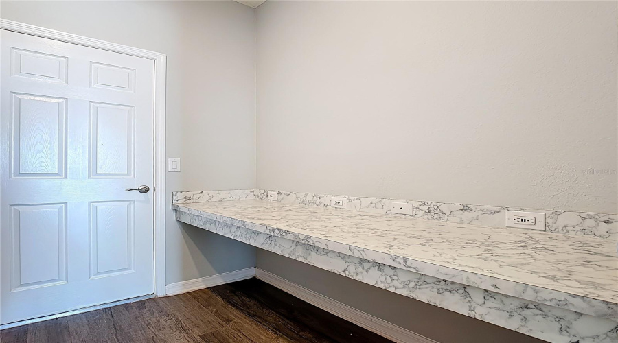 DAVENPORT, Florida 33837, 4 Bedrooms Bedrooms, ,2 BathroomsBathrooms,Residential,For Sale,SYDNEY,0,MFRO6381072