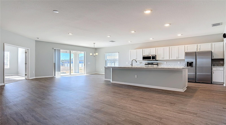 DAVENPORT, Florida 33837, 4 Bedrooms Bedrooms, ,2 BathroomsBathrooms,Residential,For Sale,SYDNEY,0,MFRO6381072