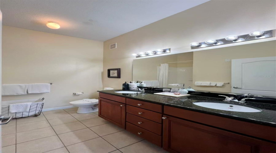 KISSIMMEE, Florida 34746, 3 Bedrooms Bedrooms, ,2 BathroomsBathrooms,Residential,For Sale,CANE ISLAND,0,MFRO6380496