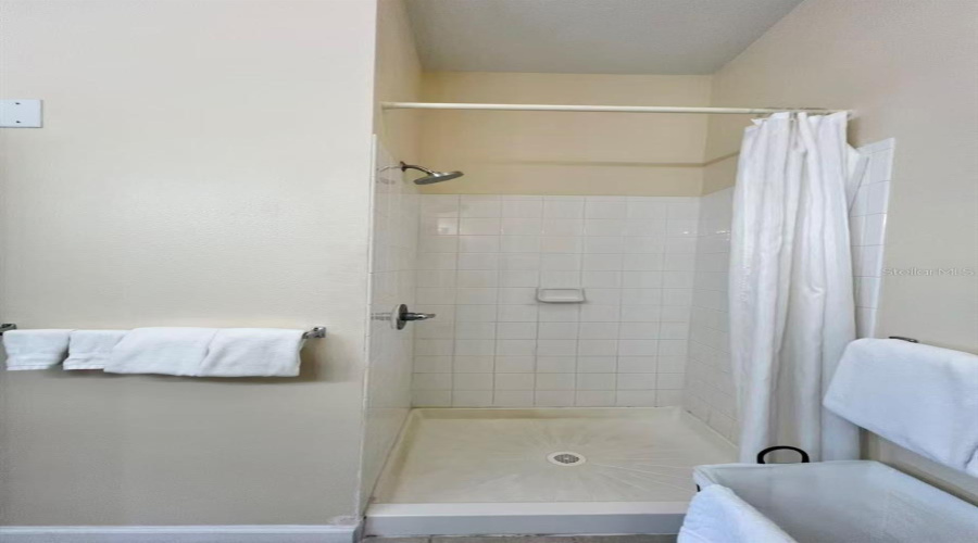 KISSIMMEE, Florida 34746, 3 Bedrooms Bedrooms, ,2 BathroomsBathrooms,Residential,For Sale,CANE ISLAND,0,MFRO6380496