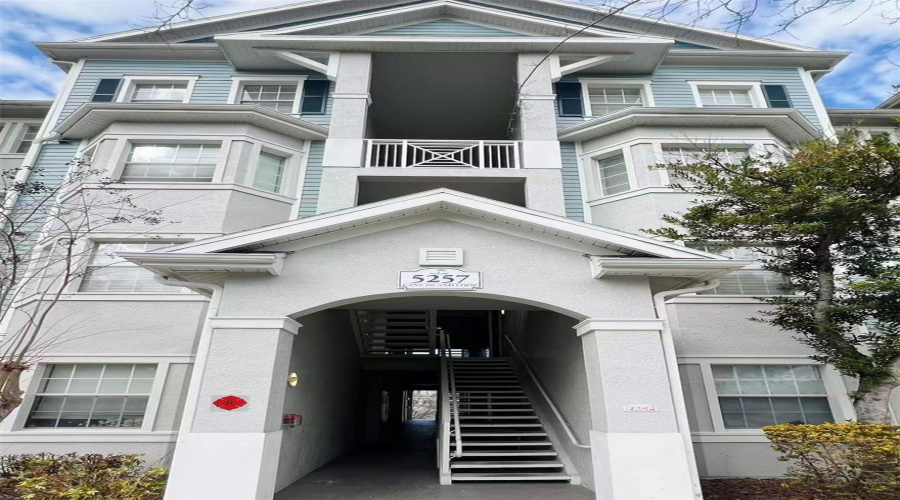 KISSIMMEE, Florida 34746, 3 Bedrooms Bedrooms, ,2 BathroomsBathrooms,Residential,For Sale,CANE ISLAND,0,MFRO6380496