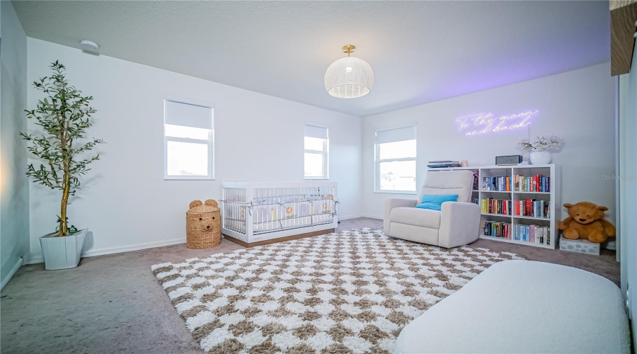 DAVENPORT, Florida 33896, 5 Bedrooms Bedrooms, ,3 BathroomsBathrooms,Residential,For Sale,OVERPOOL,0,MFRS5143309