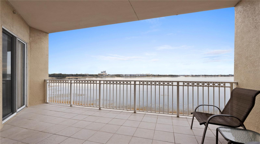 ORLANDO, Florida 32836, 2 Bedrooms Bedrooms, ,2 BathroomsBathrooms,Residential,For Sale,THE ESPLANADE,0,MFRO6380502