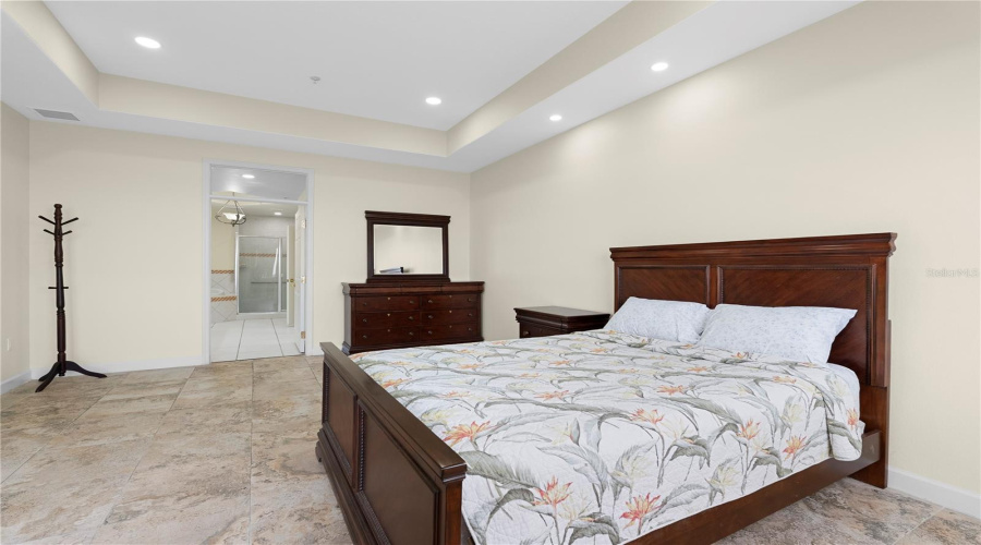 ORLANDO, Florida 32836, 2 Bedrooms Bedrooms, ,2 BathroomsBathrooms,Residential,For Sale,THE ESPLANADE,0,MFRO6380502