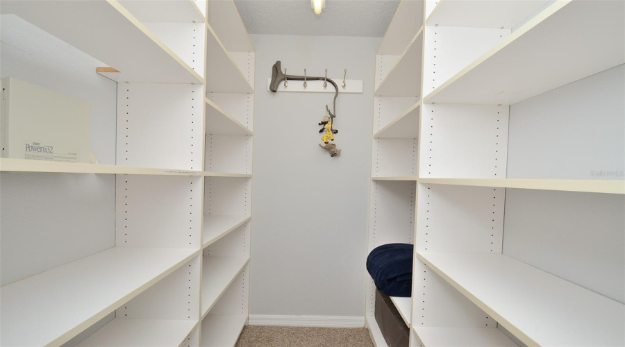 KISSIMMEE, Florida 34747, 6 Bedrooms Bedrooms, ,4 BathroomsBathrooms,Residential,For Sale,FORMOSA,0,MFRS5143573