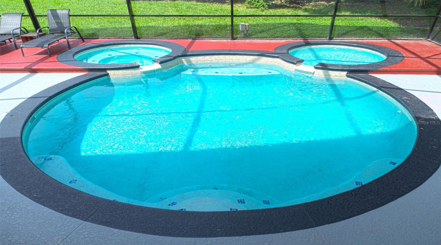 KISSIMMEE, Florida 34747, 6 Bedrooms Bedrooms, ,4 BathroomsBathrooms,Residential,For Sale,FORMOSA,0,MFRS5143573