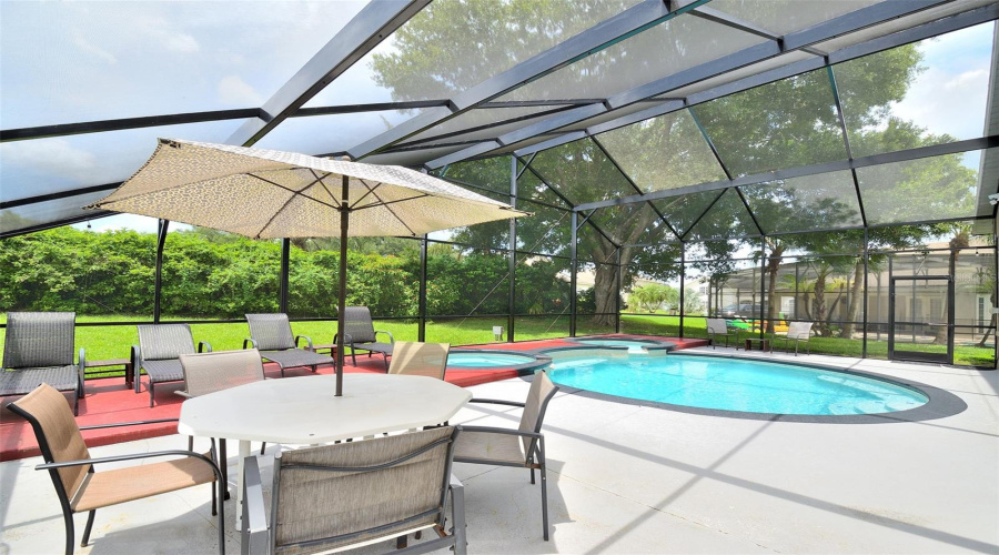 KISSIMMEE, Florida 34747, 6 Bedrooms Bedrooms, ,4 BathroomsBathrooms,Residential,For Sale,FORMOSA,0,MFRS5143573