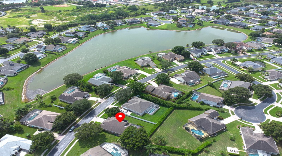 KISSIMMEE, Florida 34747, 6 Bedrooms Bedrooms, ,4 BathroomsBathrooms,Residential,For Sale,FORMOSA,0,MFRS5143573