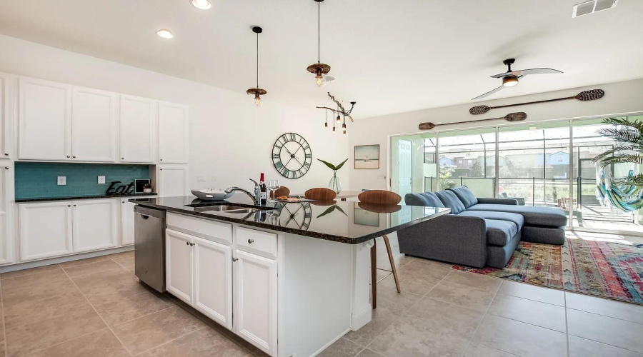 DAVENPORT, Florida 33896, 4 Bedrooms Bedrooms, ,3 BathroomsBathrooms,Residential,For Sale,CAPTIVA,0,MFRS5143660