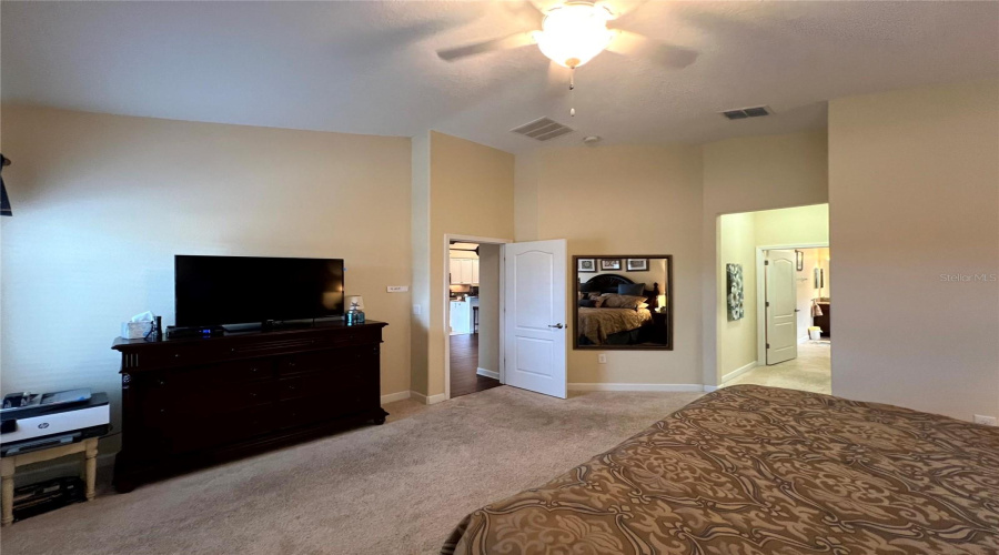 DAVENPORT, Florida 33896, 4 Bedrooms Bedrooms, ,3 BathroomsBathrooms,Residential,For Sale,PALMETTO DUNES,0,MFRO6382308