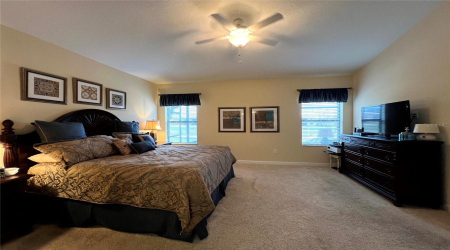 DAVENPORT, Florida 33896, 4 Bedrooms Bedrooms, ,3 BathroomsBathrooms,Residential,For Sale,PALMETTO DUNES,0,MFRO6382308