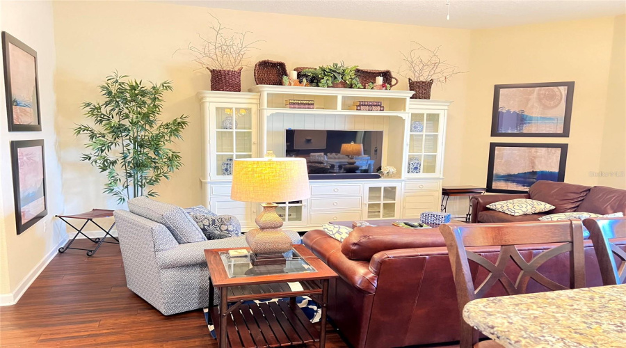 DAVENPORT, Florida 33896, 4 Bedrooms Bedrooms, ,3 BathroomsBathrooms,Residential,For Sale,PALMETTO DUNES,0,MFRO6382308