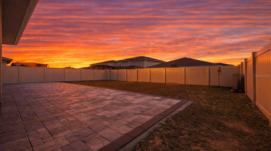 DAVENPORT, Florida 33837, 5 Bedrooms Bedrooms, ,3 BathroomsBathrooms,Residential,For Sale,SUGARWOOD,0,MFRS5143807