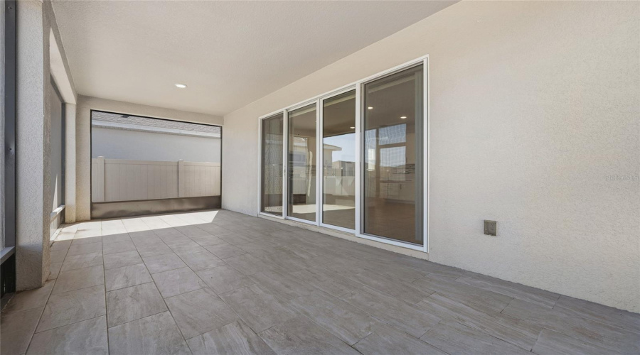 DAVENPORT, Florida 33837, 5 Bedrooms Bedrooms, ,3 BathroomsBathrooms,Residential,For Sale,SUGARWOOD,0,MFRS5143807