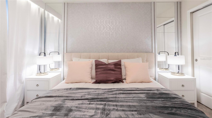 DAVENPORT, Florida 33897, 5 Bedrooms Bedrooms, ,4 BathroomsBathrooms,Residential,For Sale,JETTY,0,MFRO6381756