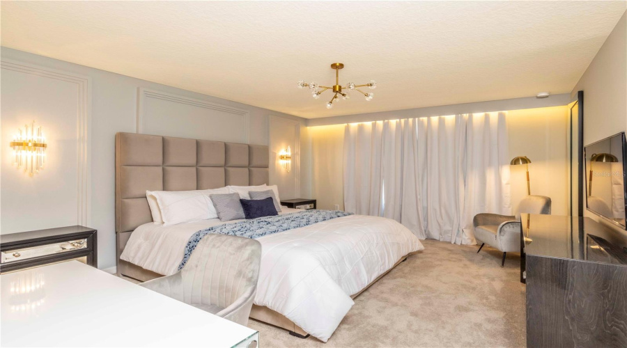 DAVENPORT, Florida 33897, 5 Bedrooms Bedrooms, ,4 BathroomsBathrooms,Residential,For Sale,JETTY,0,MFRO6381756