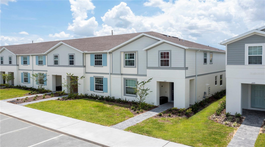 DAVENPORT, Florida 33897, 5 Bedrooms Bedrooms, ,4 BathroomsBathrooms,Residential,For Sale,JETTY,0,MFRO6381756