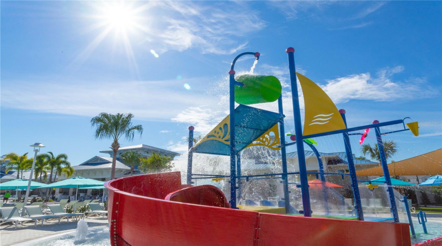 DAVENPORT, Florida 33897, 5 Bedrooms Bedrooms, ,4 BathroomsBathrooms,Residential,For Sale,JETTY,0,MFRO6381756