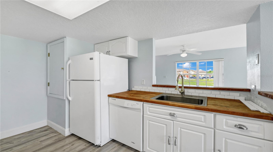 DAVENPORT, Florida 33897, 4 Bedrooms Bedrooms, ,3 BathroomsBathrooms,Residential,For Sale,WASHINGTON PALM,0,MFRO6354234