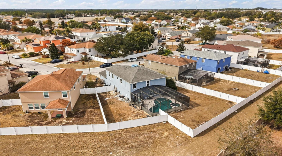 DAVENPORT, Florida 33897, 3 Bedrooms Bedrooms, ,2 BathroomsBathrooms,Residential,For Sale,RONA,0,MFRO6381045