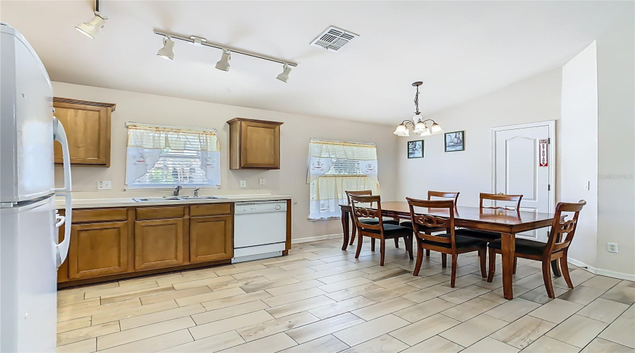 DAVENPORT, Florida 33896, 4 Bedrooms Bedrooms, ,3 BathroomsBathrooms,Residential,For Sale,ROYAL RIDGE,0,MFRG5107668