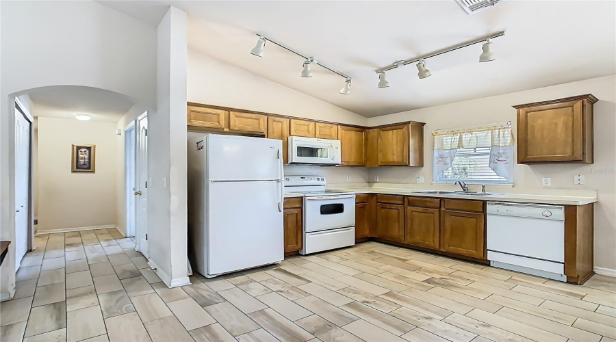 DAVENPORT, Florida 33896, 4 Bedrooms Bedrooms, ,3 BathroomsBathrooms,Residential,For Sale,ROYAL RIDGE,0,MFRG5107668