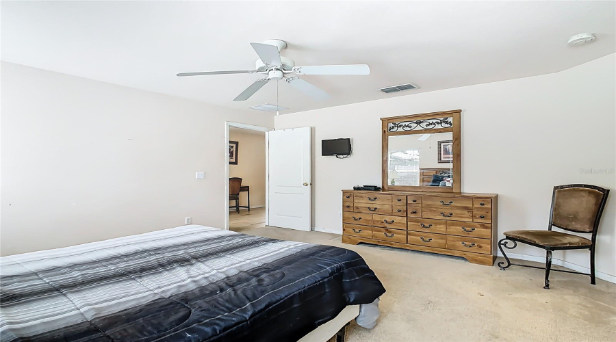 DAVENPORT, Florida 33896, 4 Bedrooms Bedrooms, ,3 BathroomsBathrooms,Residential,For Sale,ROYAL RIDGE,0,MFRG5107668