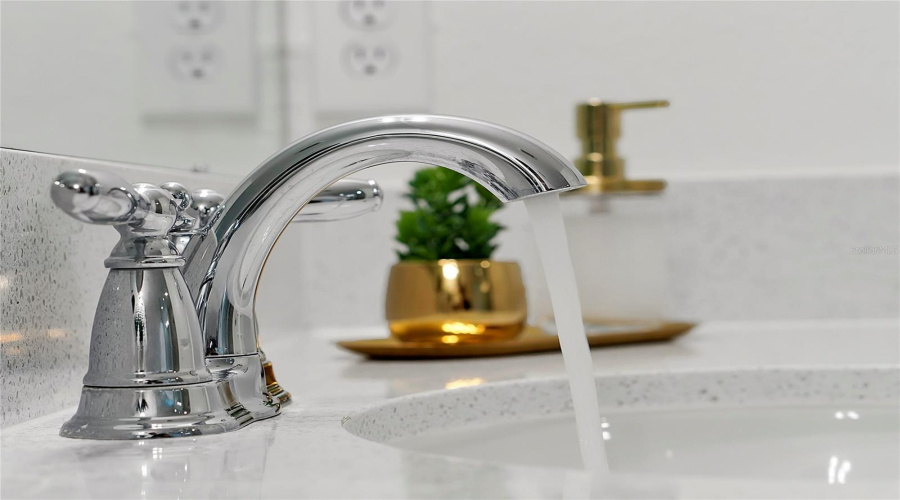 DAVENPORT, Florida 33896, 3 Bedrooms Bedrooms, ,2 BathroomsBathrooms,Residential,For Sale,SANIBEL,0,MFRO6382177