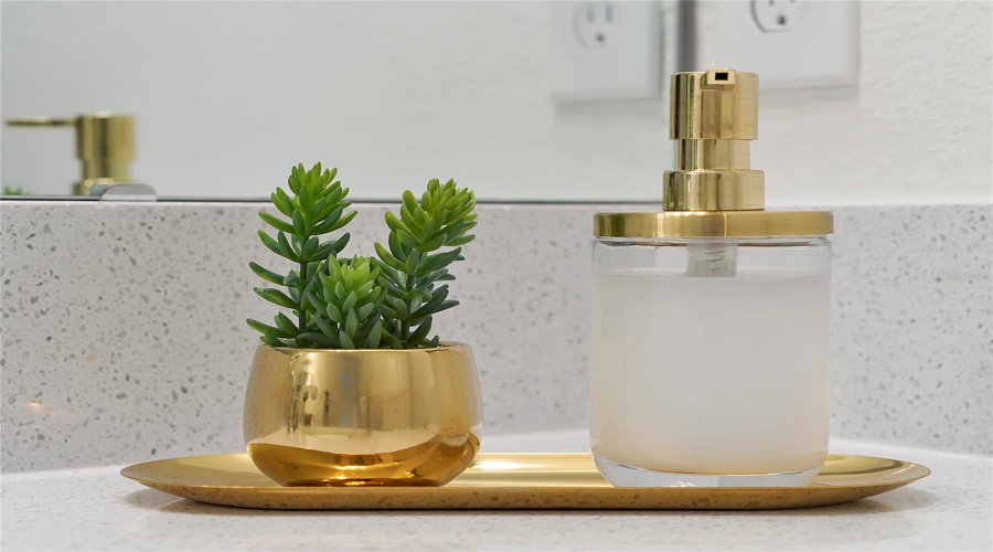 DAVENPORT, Florida 33896, 3 Bedrooms Bedrooms, ,2 BathroomsBathrooms,Residential,For Sale,SANIBEL,0,MFRO6382177