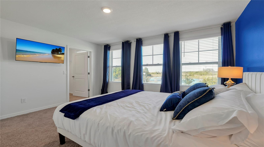 DAVENPORT, Florida 33896, 3 Bedrooms Bedrooms, ,2 BathroomsBathrooms,Residential,For Sale,SANIBEL,0,MFRO6382177