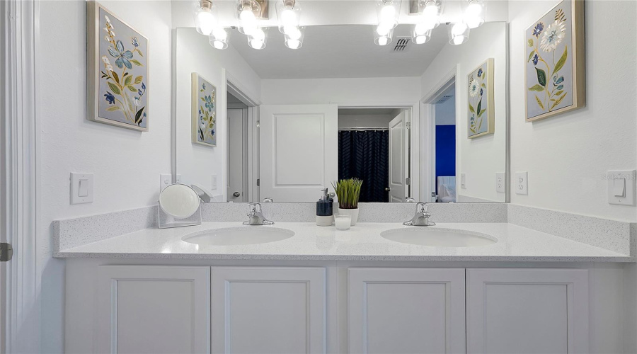 DAVENPORT, Florida 33896, 3 Bedrooms Bedrooms, ,2 BathroomsBathrooms,Residential,For Sale,SANIBEL,0,MFRO6382177