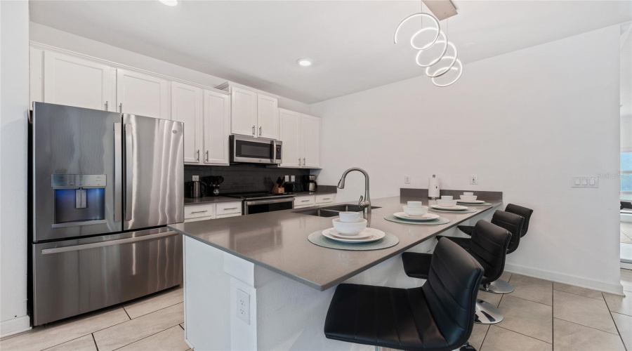 DAVENPORT, Florida 33896, 5 Bedrooms Bedrooms, ,4 BathroomsBathrooms,Residential,For Sale,SPLASH SHOT,0,MFRS5143803