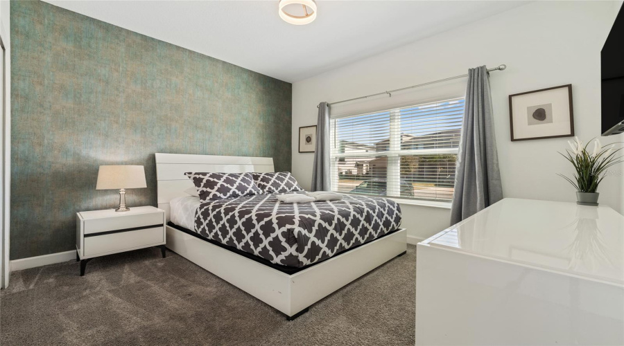 DAVENPORT, Florida 33896, 5 Bedrooms Bedrooms, ,4 BathroomsBathrooms,Residential,For Sale,SPLASH SHOT,0,MFRS5143803