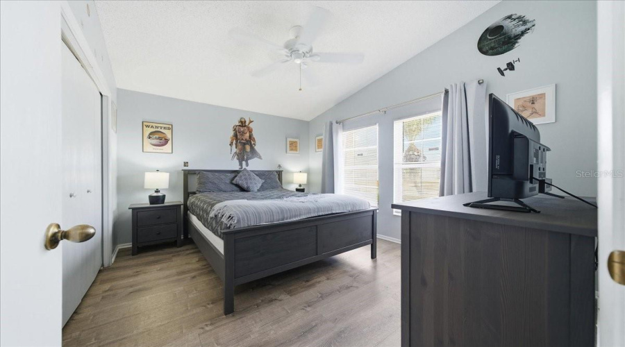 DAVENPORT, Florida 33897, 4 Bedrooms Bedrooms, ,2 BathroomsBathrooms,Residential,For Sale,BLOOMINGDALE,0,MFRO6380629