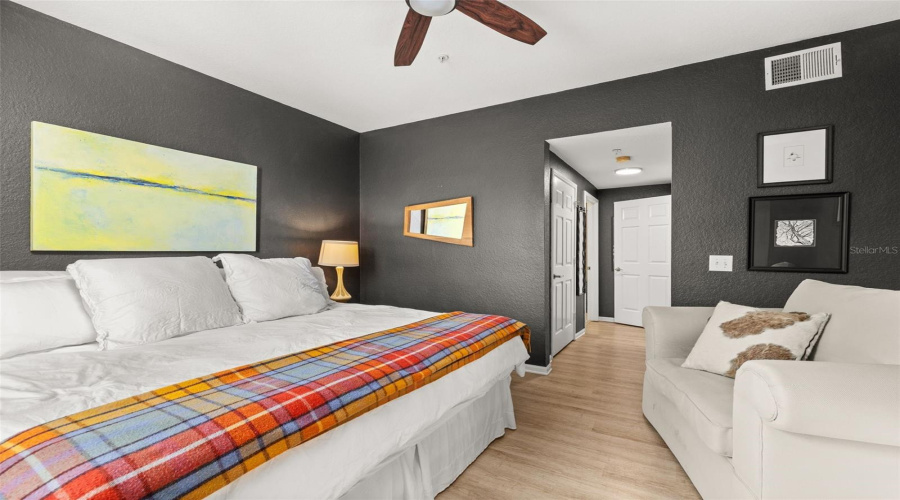 CELEBRATION, Florida 34747, 2 Bedrooms Bedrooms, ,2 BathroomsBathrooms,Residential,For Sale,LONGVIEW,0,MFRS5143302