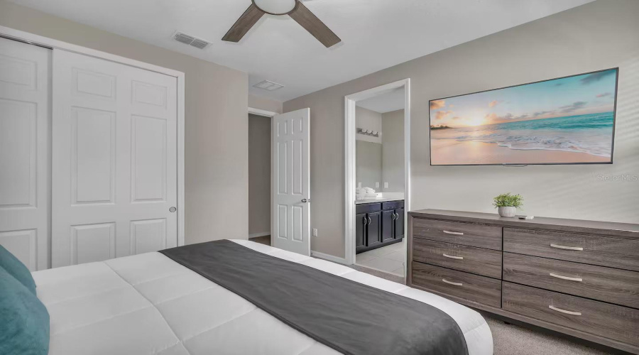 KISSIMMEE, Florida 34747, 9 Bedrooms Bedrooms, ,6 BathroomsBathrooms,Residential,For Sale,NASSAU POINT,0,MFRO6378553