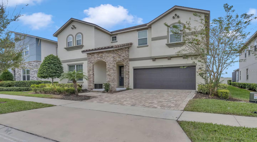 KISSIMMEE, Florida 34747, 9 Bedrooms Bedrooms, ,6 BathroomsBathrooms,Residential,For Sale,NASSAU POINT,0,MFRO6378553